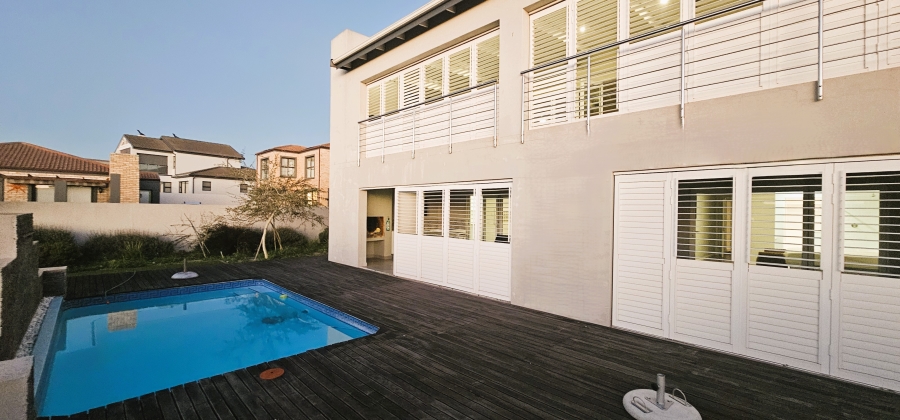 4 Bedroom Property for Sale in Myburgh Park Western Cape